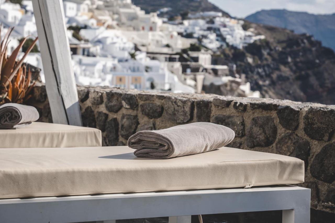 Solstice Luxury Suites Oia Exterior foto