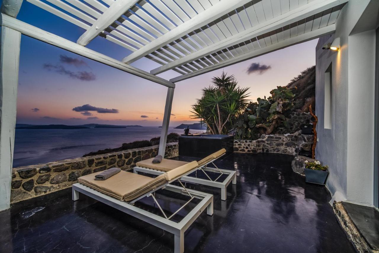 Solstice Luxury Suites Oia Exterior foto