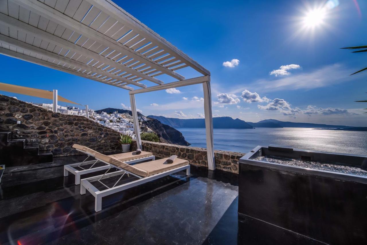 Solstice Luxury Suites Oia Exterior foto