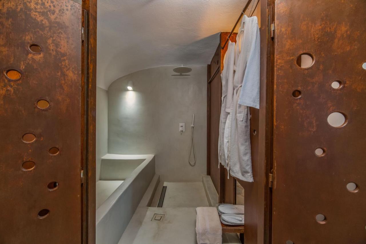 Solstice Luxury Suites Oia Exterior foto