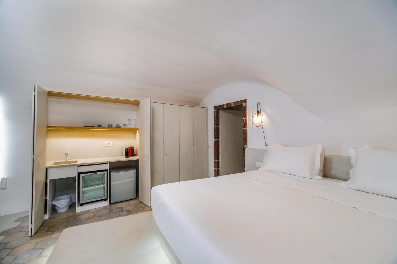 Solstice Luxury Suites Oia Exterior foto